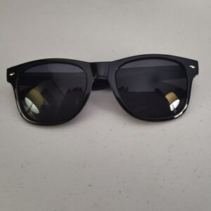 No-brand Men's Black Sunglasses